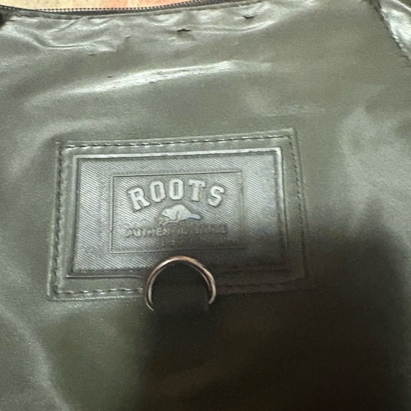 Roots Men's Forest Green Messenger Bag - Picture 2 of 5
